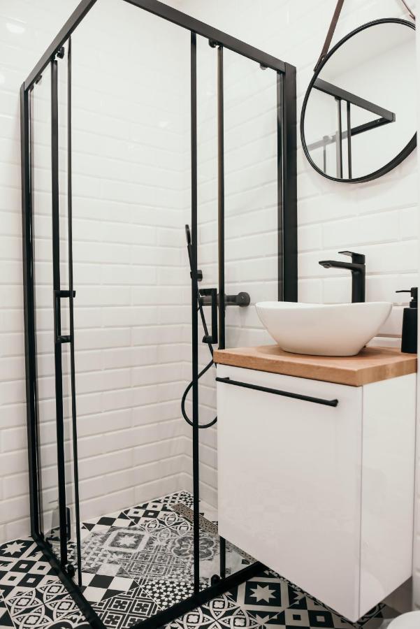 Studio Apartman Mia Zupanja Buitenkant foto